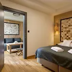 Hotel Adam