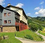 Adam Hotel