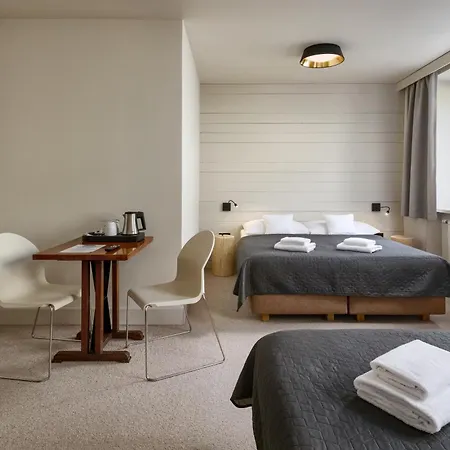 Adam Hotel