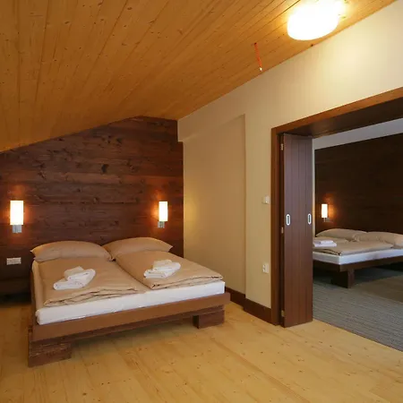 Adam Hotel 3*