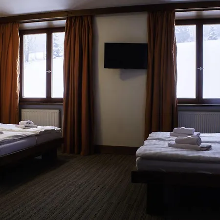 Adam Hotel
