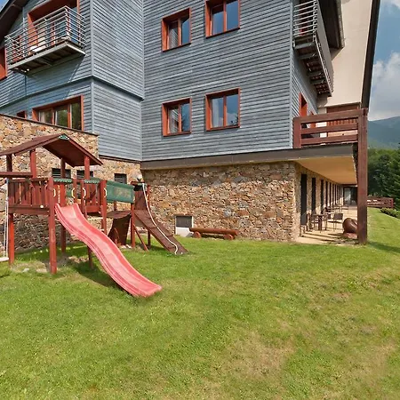 Adam Spindleruv Mlyn