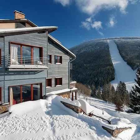 Hotel Adam 3*