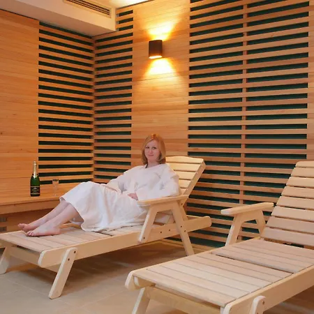 Adam 3* Szpindlerowy Młyn